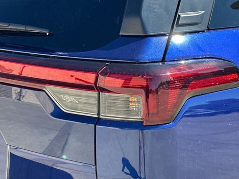 New 2026 Subaru Outback Premium AWD/4WD image 32