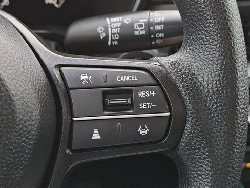 Used 2024 Honda CR-V LX image 18