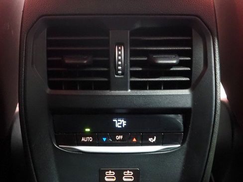 Used 2023 BMW 330e w/ M Sport Package image 26