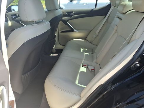 Used 2012 Lexus IS 250 w/ Premium Pkg Value Edition RWD image 13