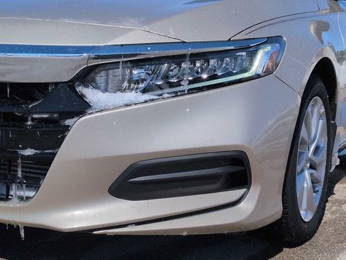 Certified 2019 Honda Accord LX image 11