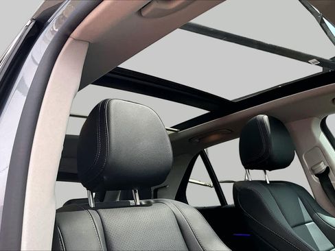 Certified 2026 Mercedes-Benz GLE 450e 4MATIC image 14