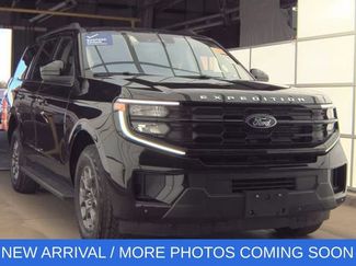 Used 2025 Ford Expedition Active RWD video 1