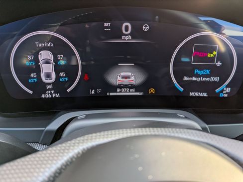 Certified 2025 Porsche 911 Carrera 4 GTS AWD/4WD image 16