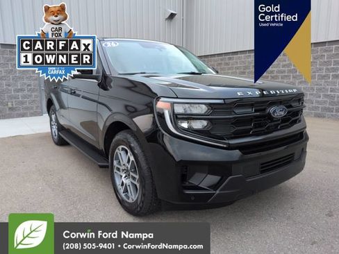 Used 2026 Ford Expedition Active AWD/4WD image 1