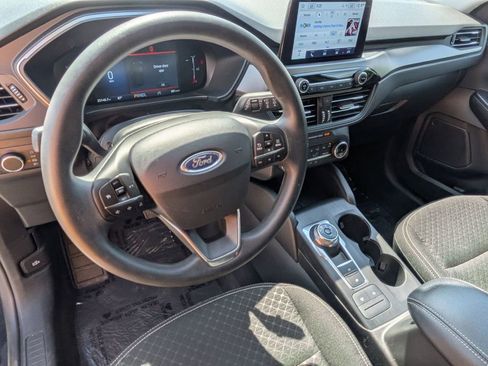 Used 2025 Ford Escape Active AWD/4WD image 14