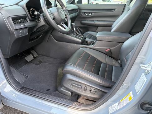Used 2025 Honda CR-V Sport-L image 9