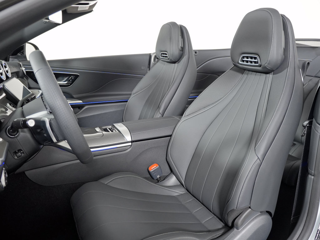 New 2027 Mercedes-Benz CLE 450 4MATIC Cabriolet image 16