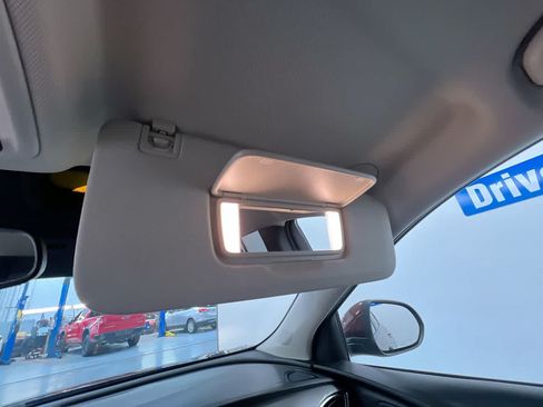 Used 2023 Buick Encore GX Preferred w/ Cold Weather Comfort Package FWD image 34
