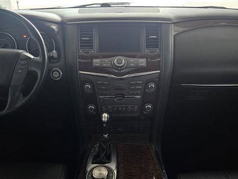 Used 2020 Nissan Armada SL image 9