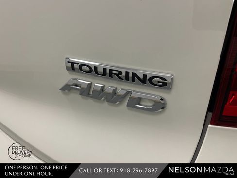 Used 2017 Honda Pilot Touring image 15