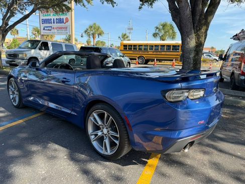 Used 2020 Chevrolet Camaro LT w/ RS Package RWD image 9