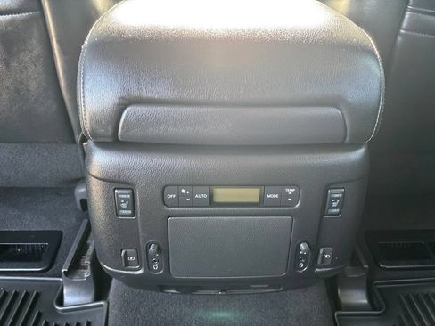 Used 2019 Nissan Armada Platinum w/ Captain's Chairs Package RWD image 52