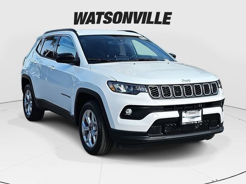 New 2026 Jeep Compass Latitude image 1