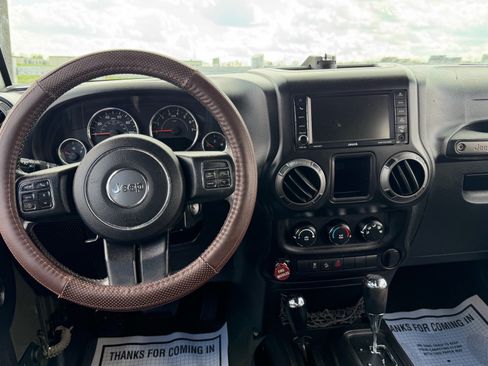 Used 2016 Jeep Wrangler Unlimited Sport AWD/4WD image 18