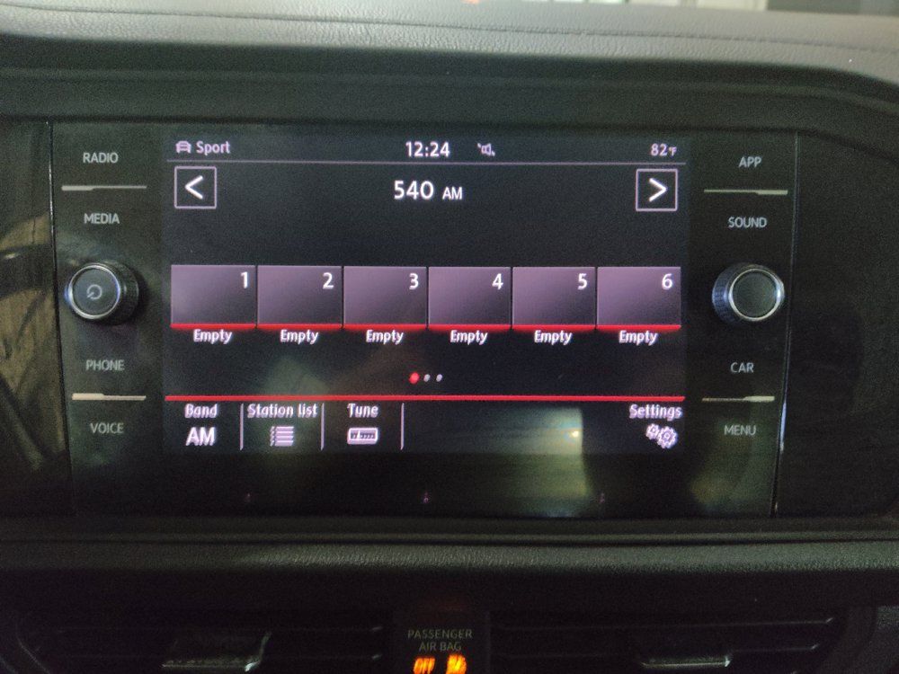 Used 2019 Volkswagen Jetta SEL FWD image 25