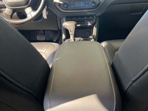 Used 2018 Chevrolet Colorado Z71 image 19