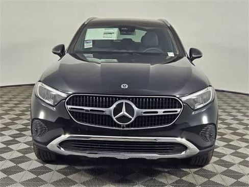 Certified 2025 Mercedes-Benz GLC 300 4MATIC image 8