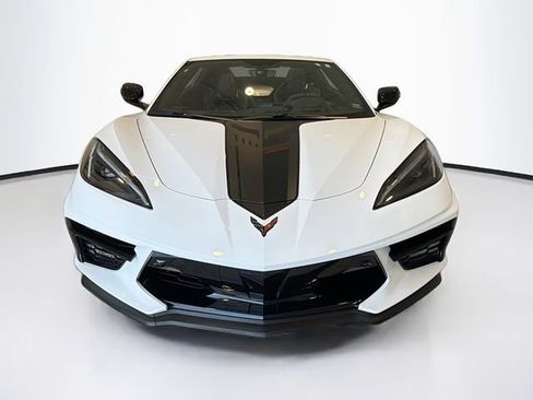 Used 2023 Chevrolet Corvette Stingray Premium Conv w/ Z51 Performance Package RWD image 2
