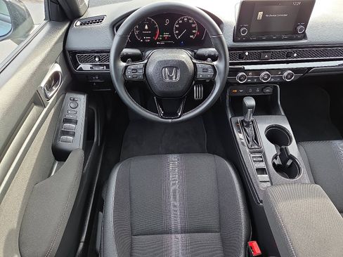 Used 2025 Honda Civic Sport image 12