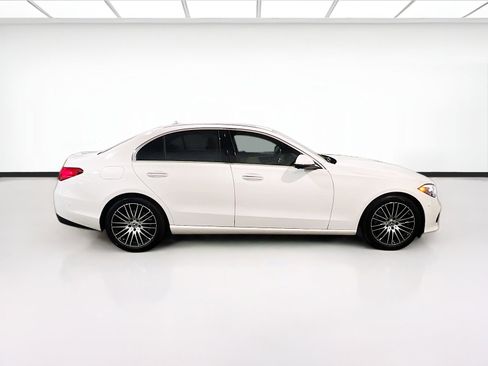 Used 2025 Mercedes-Benz C 300 Sedan image 25