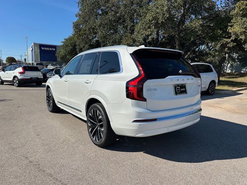 New 2026 Volvo XC90 B6 Ultra image 4