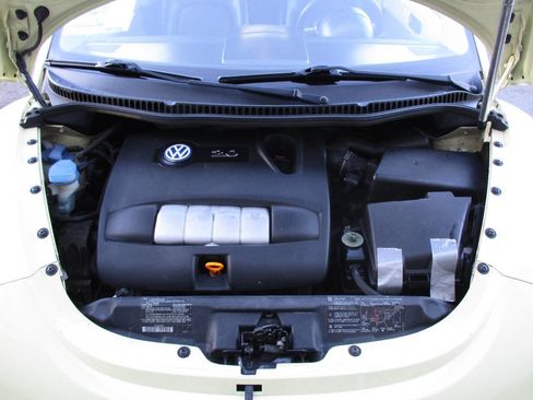 Used 2003 Volkswagen Beetle GLS image 23