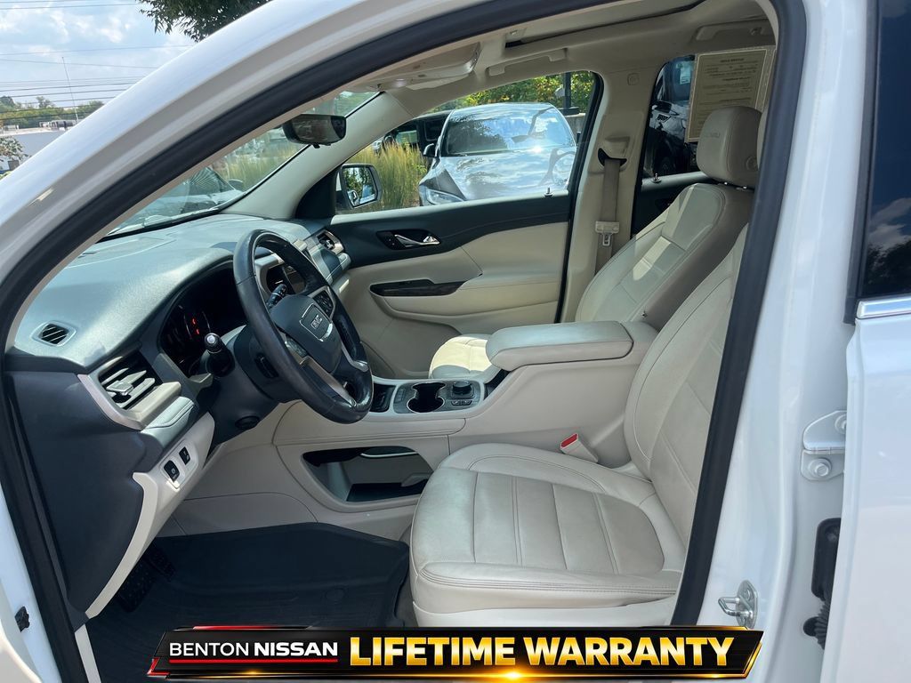 Used 2020 GMC Acadia Denali w/ Trailering Package AWD/4WD image 12