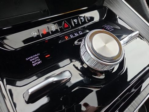 Used 2024 Jeep Wagoneer Series II w/ Convenience Group I image 41