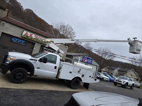 Used 2016 Ford F450 XL w/ Snow Plow Prep Package image 4