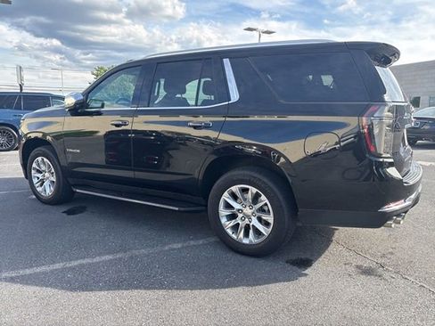 Used 2025 Chevrolet Tahoe Premier AWD/4WD image 4