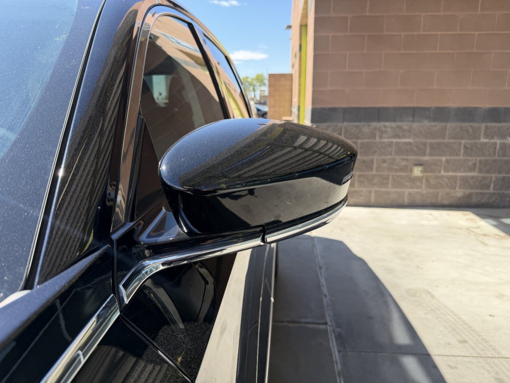 Used 2025 Acura MDX FWD image 12