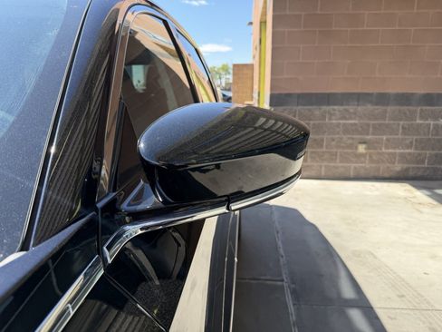 Used 2025 Acura MDX FWD image 12