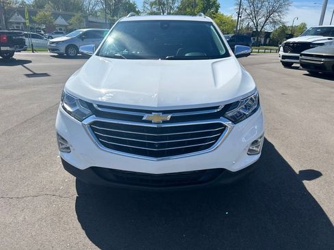 Used 2021 Chevrolet Equinox Premier FWD image 2