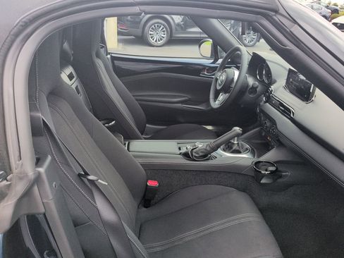 New 2026 MAZDA MX-5 Miata Club w/ Interior Package RWD image 13