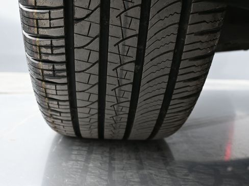 Used 2021 Ford Explorer ST w/ Equipment Group 401A image 18