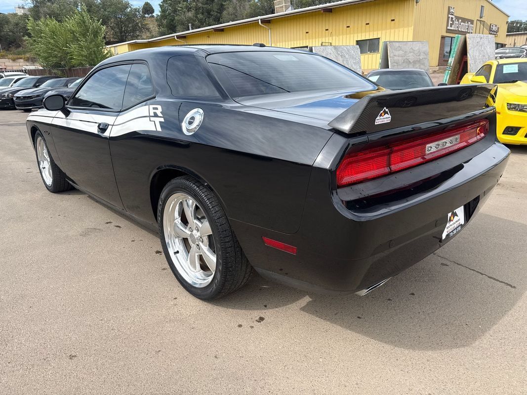 Used 2013 Dodge Challenger R/T RWD image 5