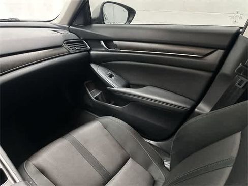 Certified 2019 Honda Accord EX image 13
