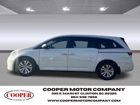 Used 2016 Honda Odyssey SE image 4