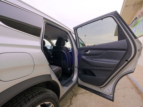 Used 2023 Hyundai Santa Fe SEL Convenience image 17
