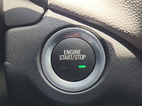 Used 2023 Chevrolet Equinox LS w/ LS Convenience Package FWD image 16
