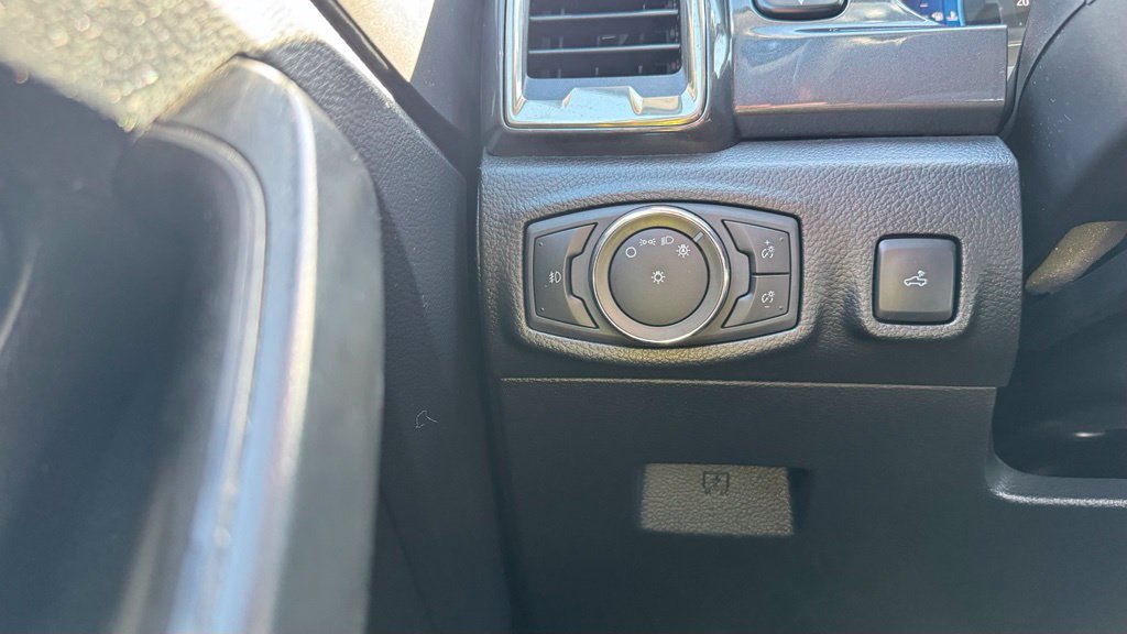 Used 2021 Ford Ranger Lariat w/ FX4 Off-Road Package AWD/4WD image 13