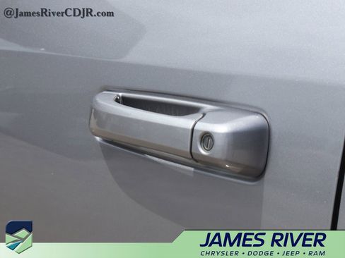 Used 2019 RAM 1500 Big Horn RWD image 19