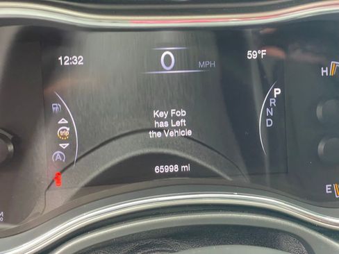 Used 2021 Jeep Grand Cherokee Laredo X AWD/4WD image 19