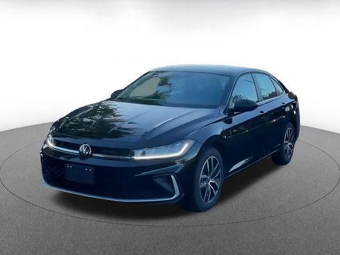 Used 2025 Volkswagen Jetta SE image 8