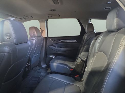 Used 2021 Buick Enclave Essence w/ Sport Touring Edition image 13
