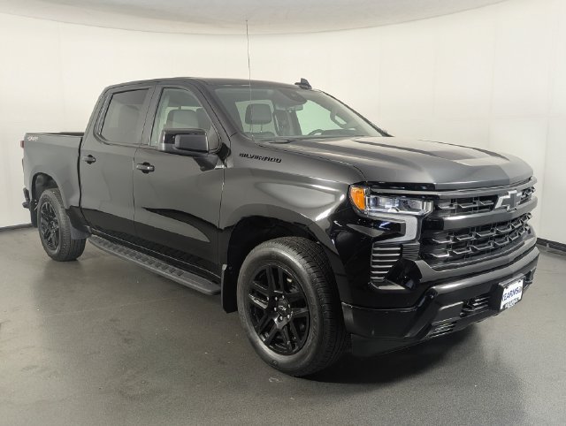 Used 2024 Chevrolet Silverado 1500 RST w/ Convenience Package II AWD/4WD image 2