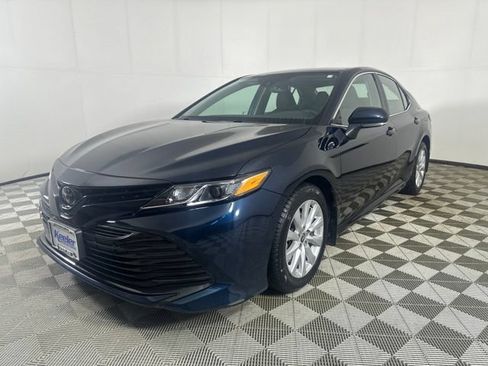 Used 2020 Toyota Camry LE w/ Convenience Package AWD/4WD image 3