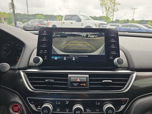Used 2021 Honda Accord Sport Special Edition image 24