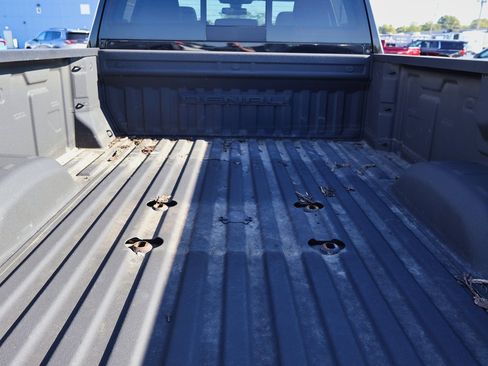 Certified 2022 GMC Sierra 3500 Denali image 6